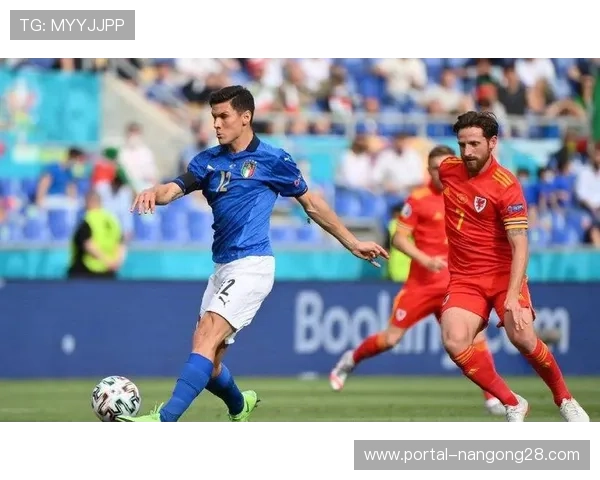 马里奥·品托TKO战胜乔纳塔·迪尼兹 延续葡萄牙全胜战绩