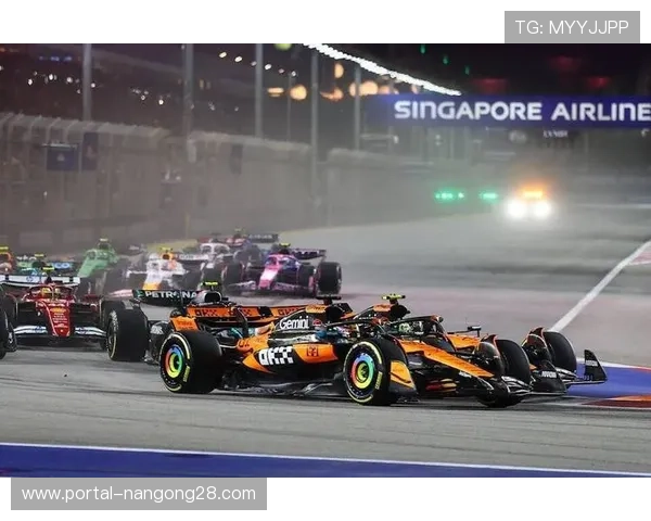 迈凯伦提前锁定年度车队总冠军，新加坡站加冕